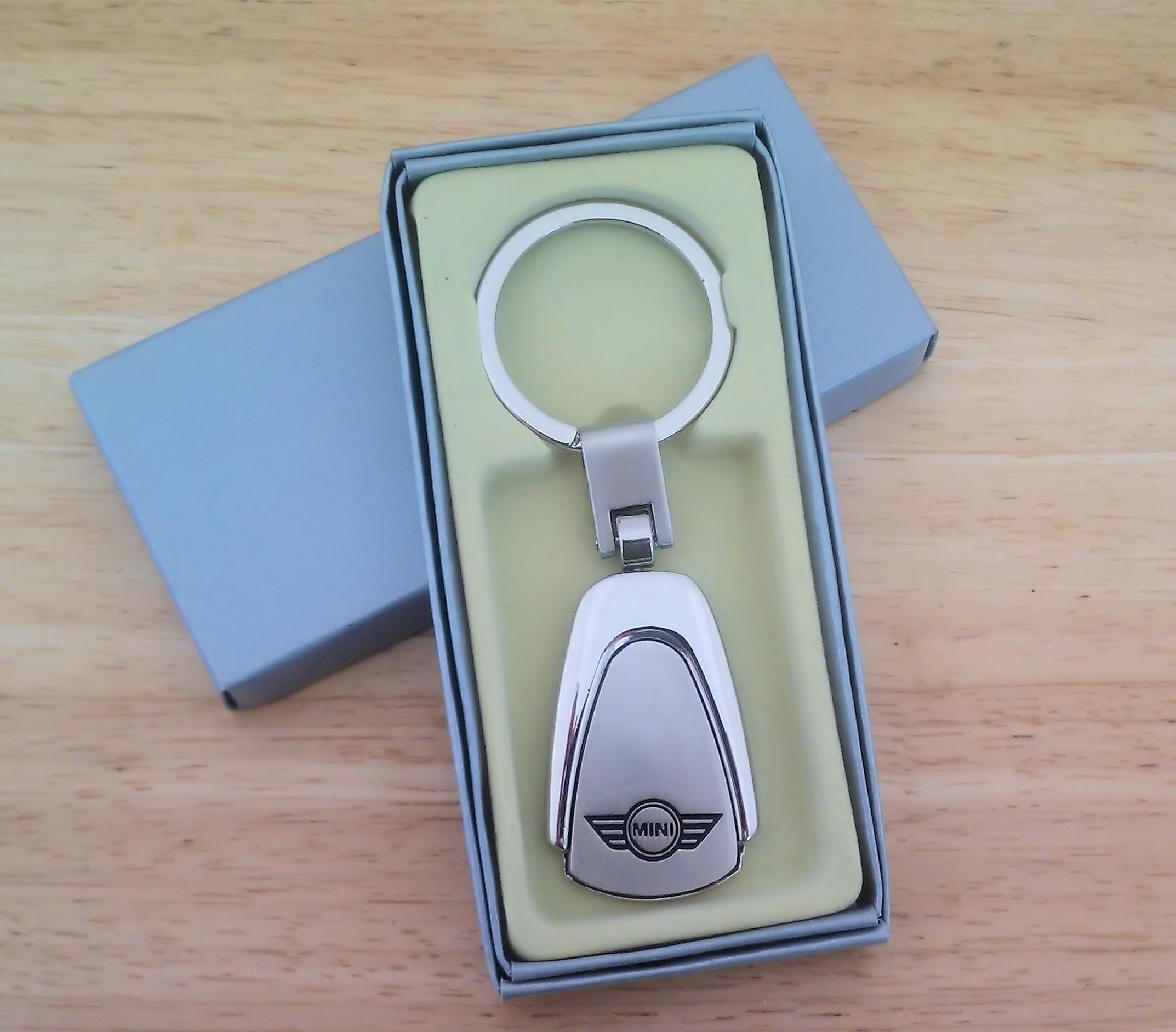 Mini Cooper Heavy Metal Brushed Chrome Finish Teardrop Engraved Logo Keychain